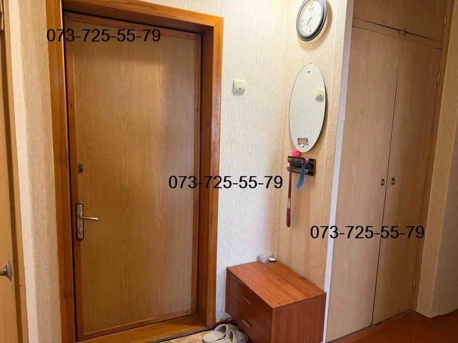 OWNER! FOR SALE 2-room ul. VERNADSKOGO 1 (Dzerzhinsky St