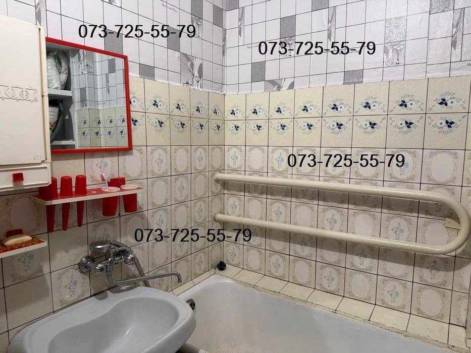 OWNER! FOR SALE 2-room ul. VERNADSKOGO 1 (Dzerzhinsky St