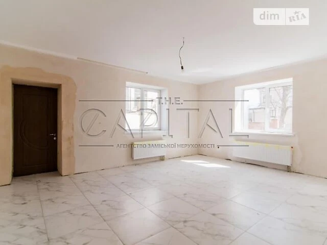 Продаж 3 поверхового будинку з ділянкою на 10 соток, 250 кв.