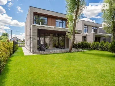 Продаж 2 поверхового будинку з ділянкою на 6 соток, 180 кв.