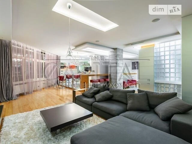 For sale 2-room apartment 170 sq. m. on Volodymyrska St. 49 • ID 3