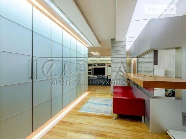 For sale 2-room apartment 170 sq. m. on Volodymyrska St. 49 • ID 3