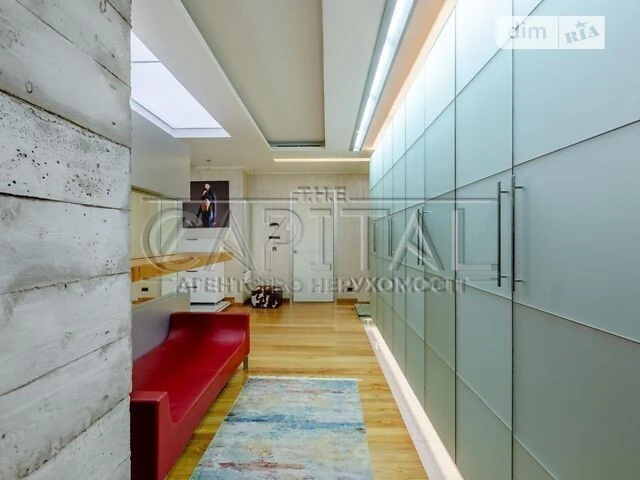 For sale 2-room apartment 170 sq. m. on Volodymyrska St. 49 • ID 3