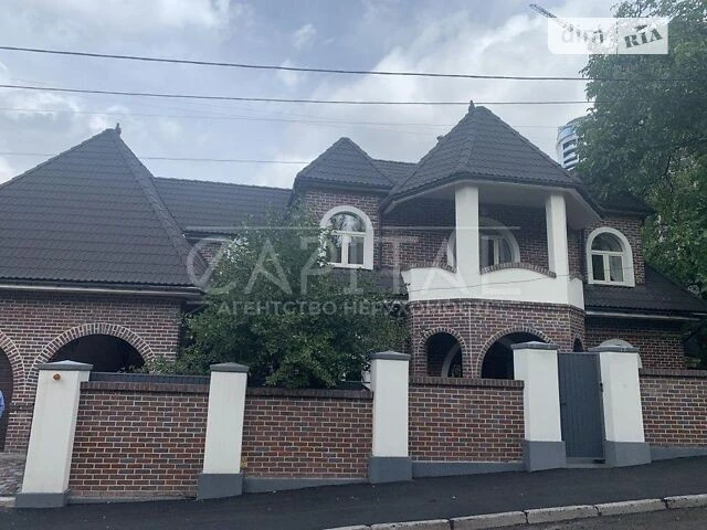 Продаж 2 поверхового будинку з гаражем і ділянкою на 6 соток