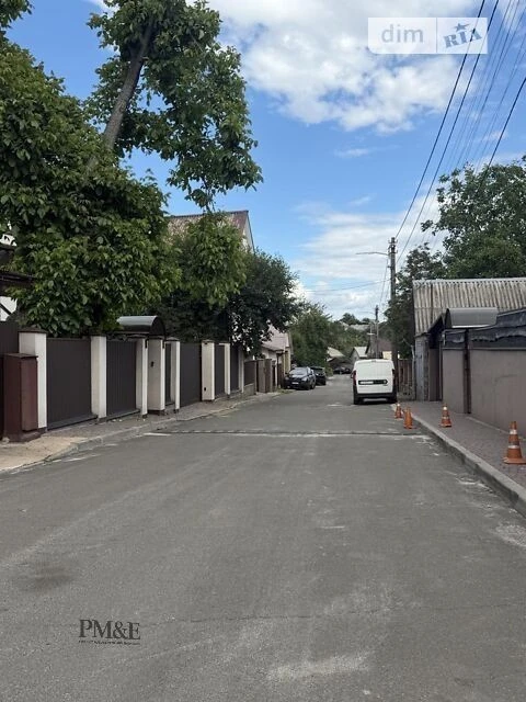 Продаж 2 поверхового будинку з ділянкою на 4 сотки, 162 кв.