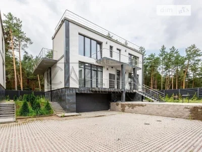 Продаж 2 поверхового будинку з ділянкою на 10 соток, 400 кв.