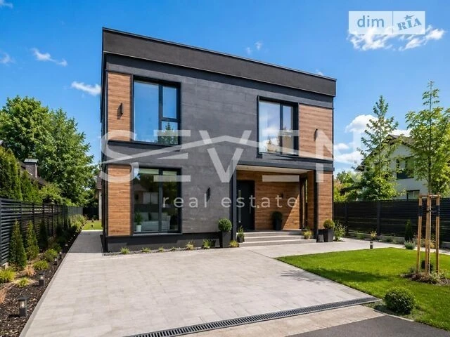 Продаж 2 поверхового будинку з ділянкою на 6 соток, 168 кв.