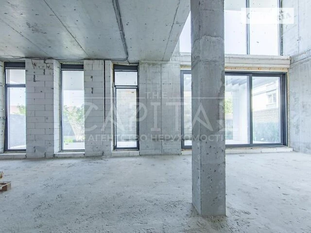 Продаж 3 поверхового будинку з ділянкою на 4 сотки, 348 кв.