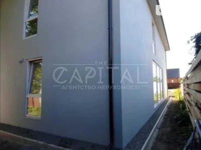 Продаж 2 поверхового будинку з опаленням і ділянкою на 3 сот