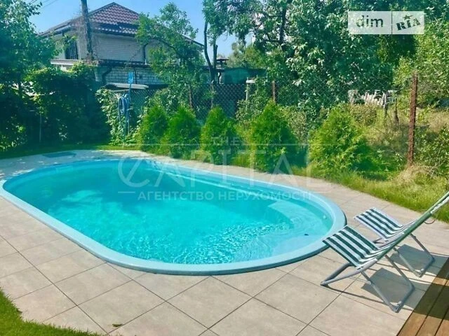 Продаж 2 поверхового будинку з ділянкою на 6 соток, 185 кв.