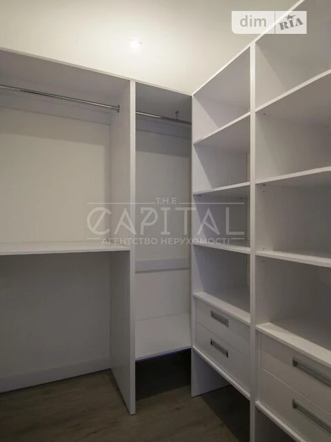 Продаж 2 поверхового будинку з ділянкою на 2 сотки, 150 кв.