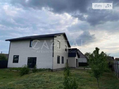 Продаж 1 поверхового будинку з гаражем і ділянкою на 10 сото