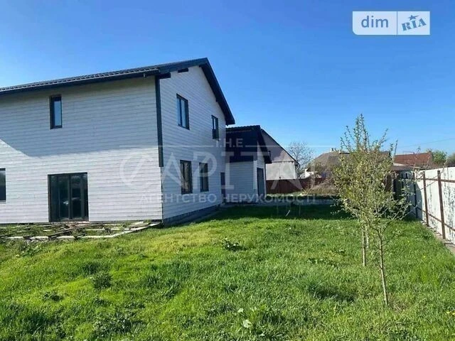 Продаж 1 поверхового будинку з гаражем і ділянкою на 10 сото