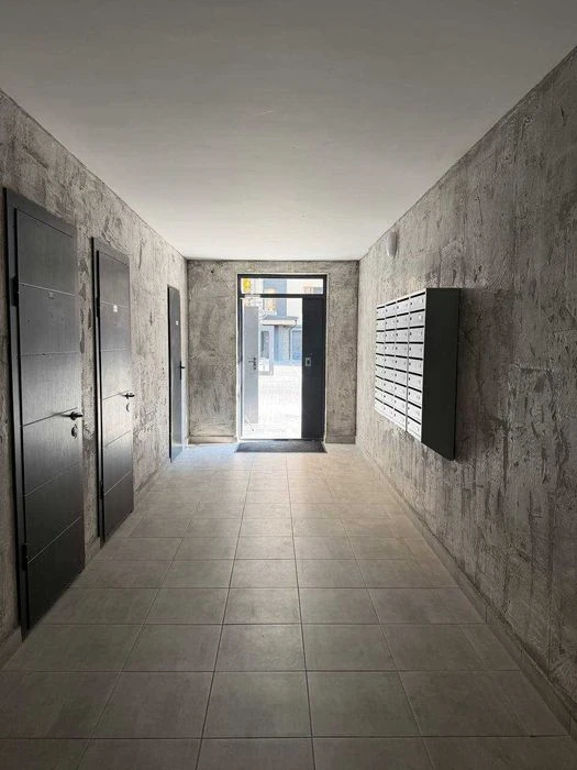 Простора 3-кімнатна в центрі | ЖК Імперія | 94,8 м²
