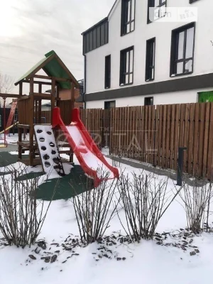 Продаж 3 поверхового будинку з ділянкою на 10 соток, 109 кв.