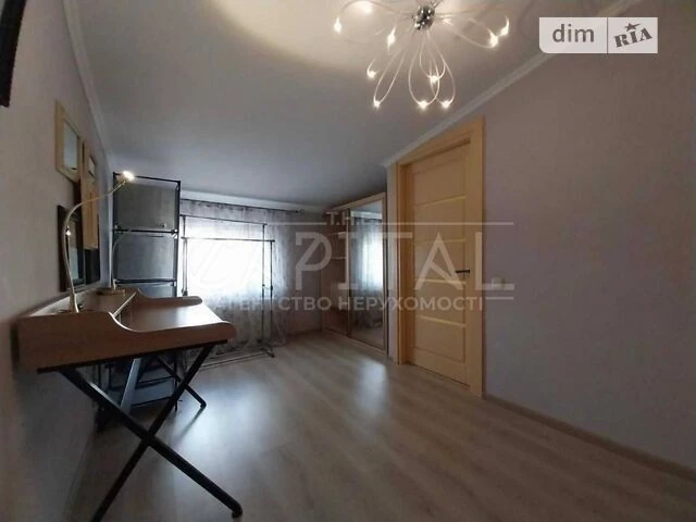 Продаж 2 поверхового будинку з ділянкою на 2 сотки, 120 кв.