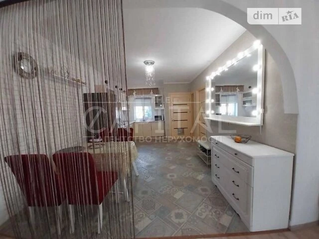 Продаж 2 поверхового будинку з ділянкою на 2 сотки, 120 кв.