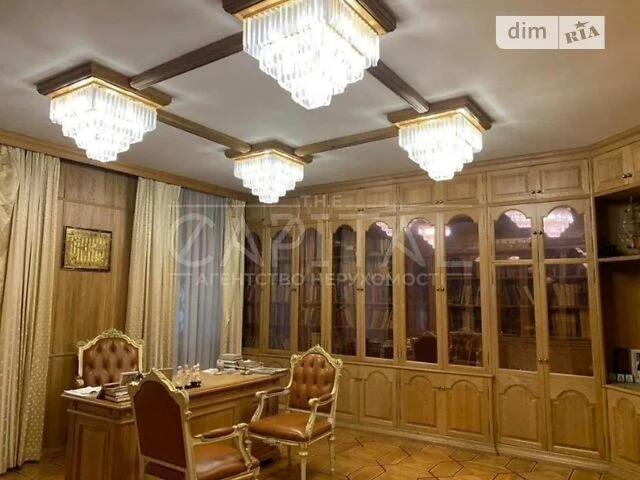 Продаж 4 поверхового будинку з гаражем і ділянкою на 22 сотк