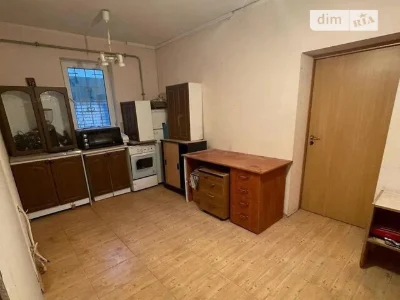 Продаж 1 поверхового будинку з опаленням і ділянкою на 6 сот