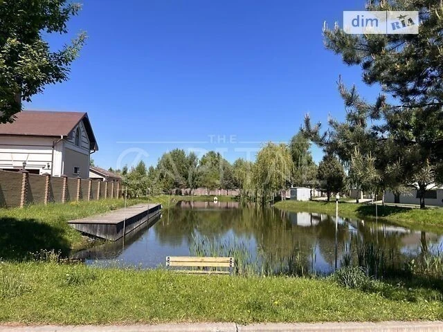 Продаж 2 поверхового будинку з гаражем і ділянкою на 5 соток
