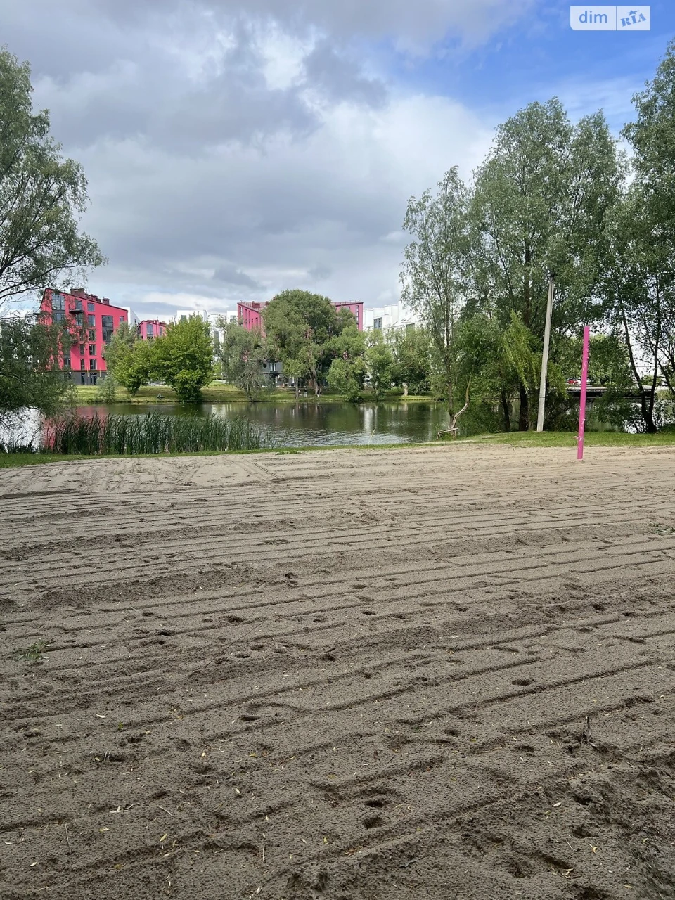 Продаж Таунхаус