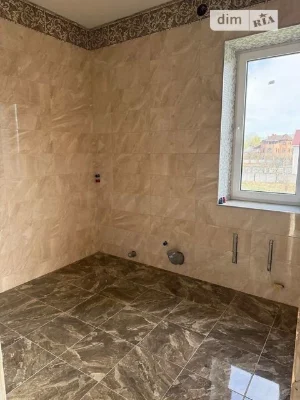 Продаж 3 поверхового будинку з балконом і ділянкою на 12 сот