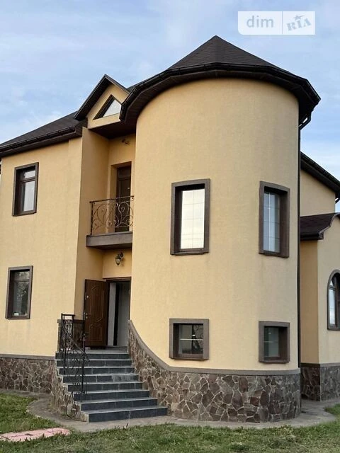 Продаж 3 поверхового будинку з балконом і ділянкою на 12 сот