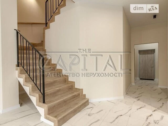 Продаж 2 поверхового будинку з ділянкою на 5 соток, 166 кв.