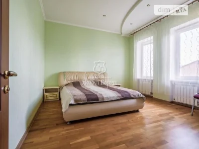 Продаж 3 поверхового будинку з ділянкою на 12.54 сотки, 270.