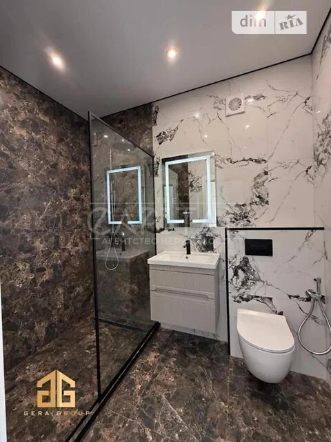 Продаж 2 поверхового будинку з ділянкою на 2 сотки, 120 кв.