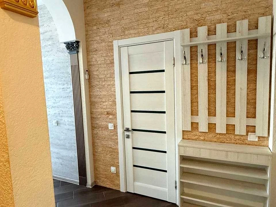 Apartment. Odesa, Serednofontanskaya St.