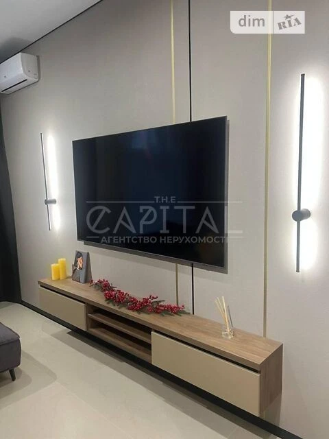 Продаж 2 поверхового будинку з ремонтом і ділянкою на 2 сотк