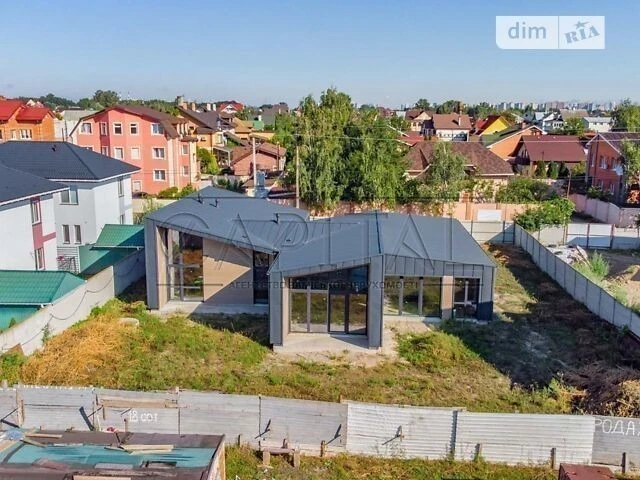 Продаж 1 поверхового будинку з ділянкою на 10 соток, 210 кв.