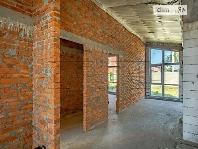 Продаж 1 поверхового будинку з ділянкою на 10 соток, 210 кв.