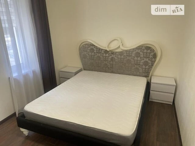 Продаж 2 поверхового таунхауса з ділянкою на 2 сотки, 50 кв.