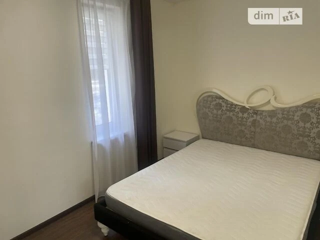 Продаж 2 поверхового таунхауса з ділянкою на 2 сотки, 50 кв.