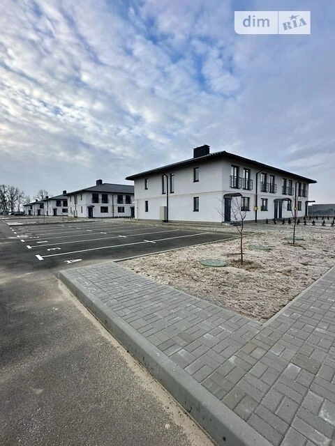 Продаж 2 поверхового таунхауса з ділянкою на 2.5 сотки, 75 к