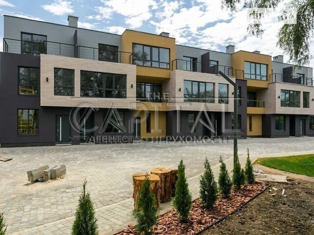 Продаж 3 поверхового будинку з ділянкою на 10 соток, 137 кв.