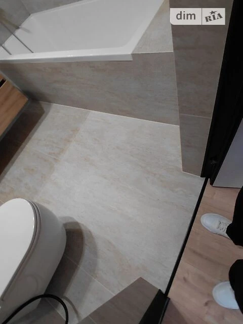 Продаж 2 поверхового будинку з верандою і ділянкою на 44 сот