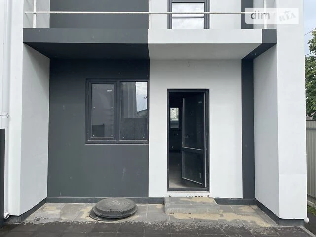 Продаж 3 поверхового таунхауса з ділянкою на 1 сотку, 100 кв