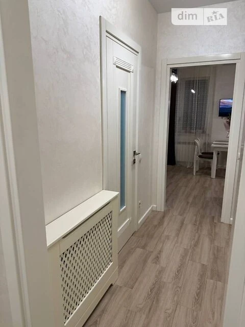 Продаж 2 поверхового таунхауса з ділянкою на 1 сотку, 89.9 к
