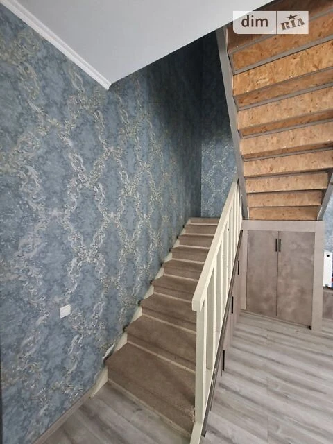 Продаж 2 поверхового таунхауса 146.7 кв. м, 4 кімнати, на ву