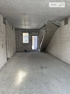 Продаж 3 поверхового таунхауса з ділянкою на 20 соток, 98 кв