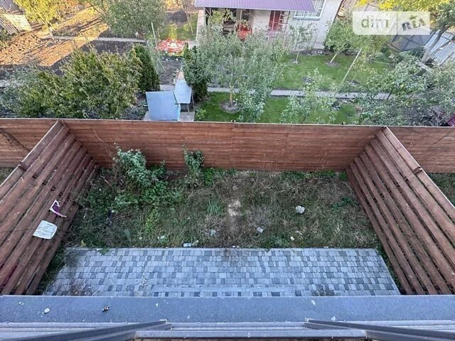 Продаж 2 поверхового таунхауса з ділянкою на 2.3 сотки, 110