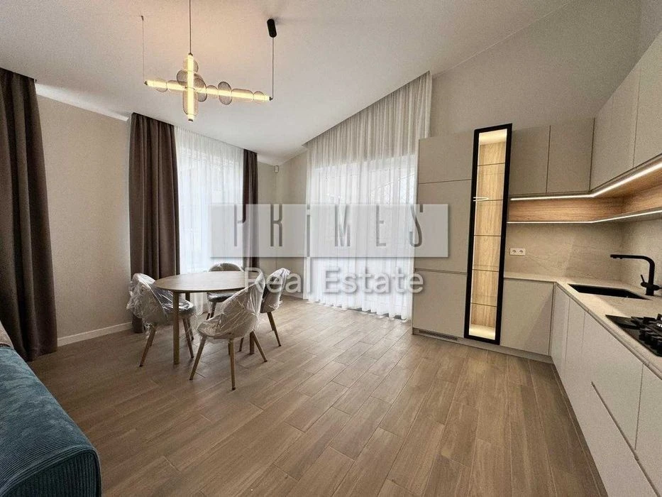 Продаж 5к будинок 177м2 ремонт Поділ 5 соток Вітряні гори Ви