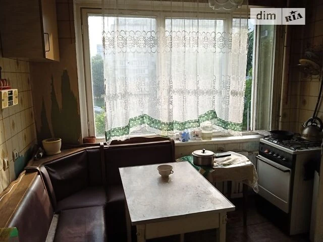 Продаж кімнати 17.9 кв. м на вул. Гната Юри 8 • ID 32391484