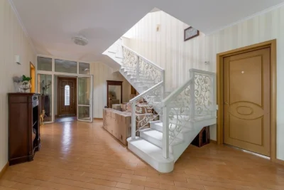 Продаж будинку 590 м², Івана Улітіна вул., 33