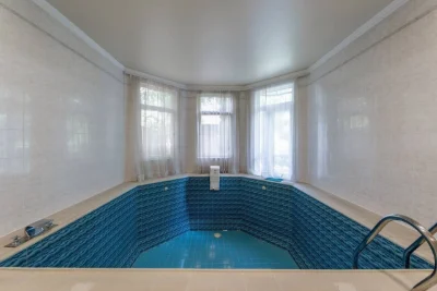 Продаж будинку 590 м², Івана Улітіна вул., 33