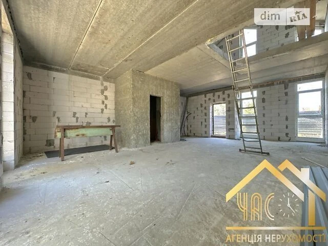 Продаж 2 поверхового таунхауса з ділянкою на 1 сотку, 112.5