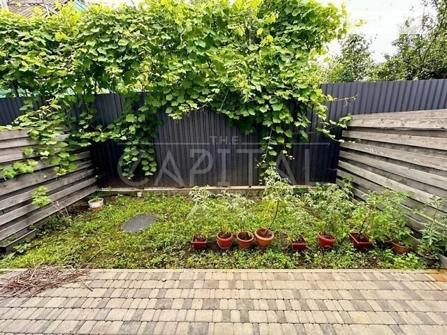 Продаж 2 поверхового таунхауса з ділянкою на 2 сотки, 102.3